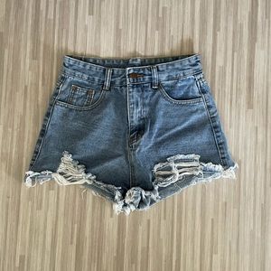 NWOT High waisted jean shorts